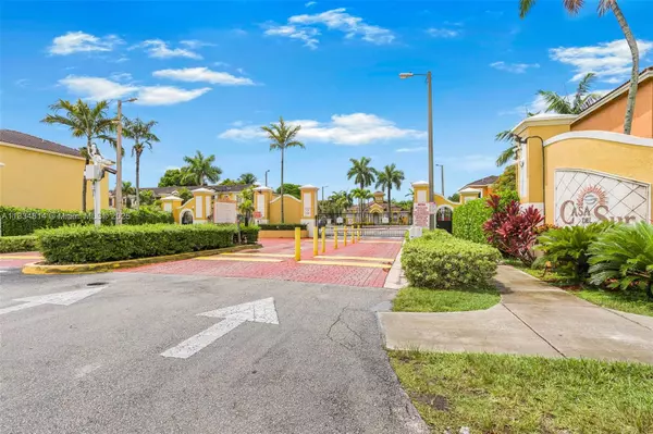 Homestead, FL 33030,755 E Mowry Ct