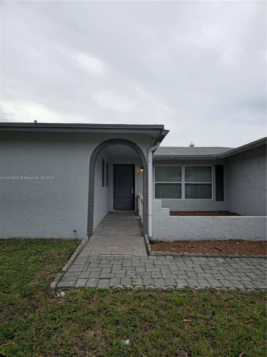 Lauderhill, FL 33351,7771 NW 46th St