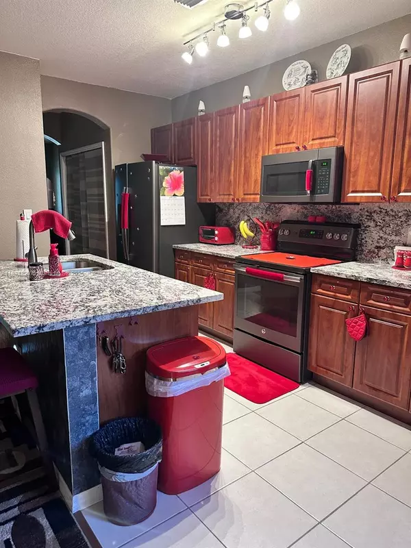 Homestead, FL 33032,10828 SW 243rd St