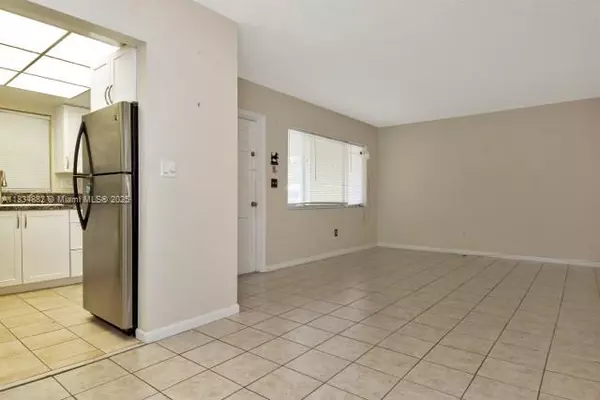 Fort Lauderdale, FL 33308,2101 NE 68th St #103