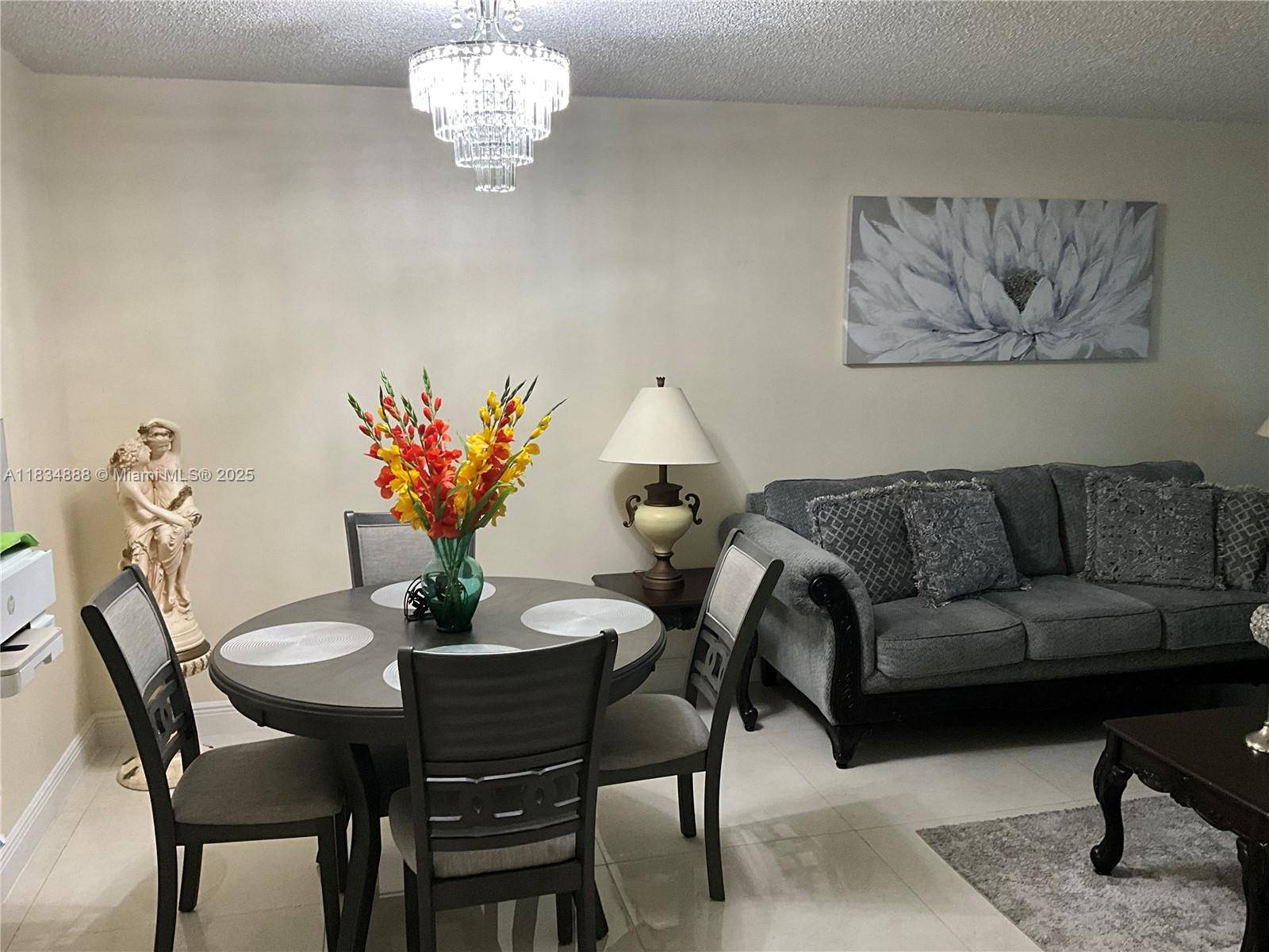 Hollywood, FL 33024,300 Berkley Rd #108