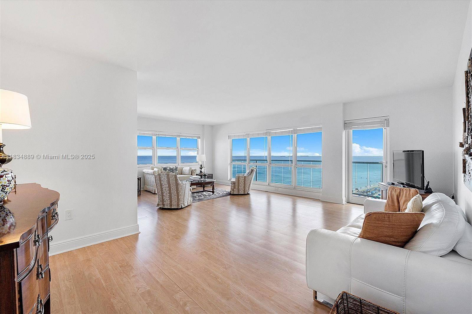 Fort Lauderdale, FL 33308,3400 Galt Ocean Dr #702S