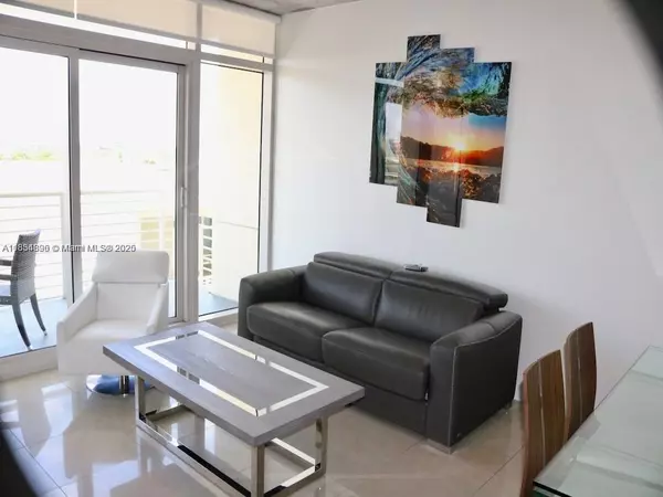 Miami, FL 33137,3250 NE 1st Ave #712