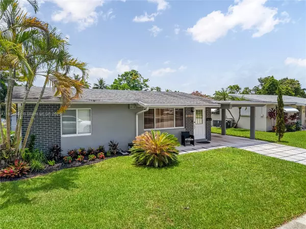 Cooper City, FL 33328,5103 SW 93rd Ave
