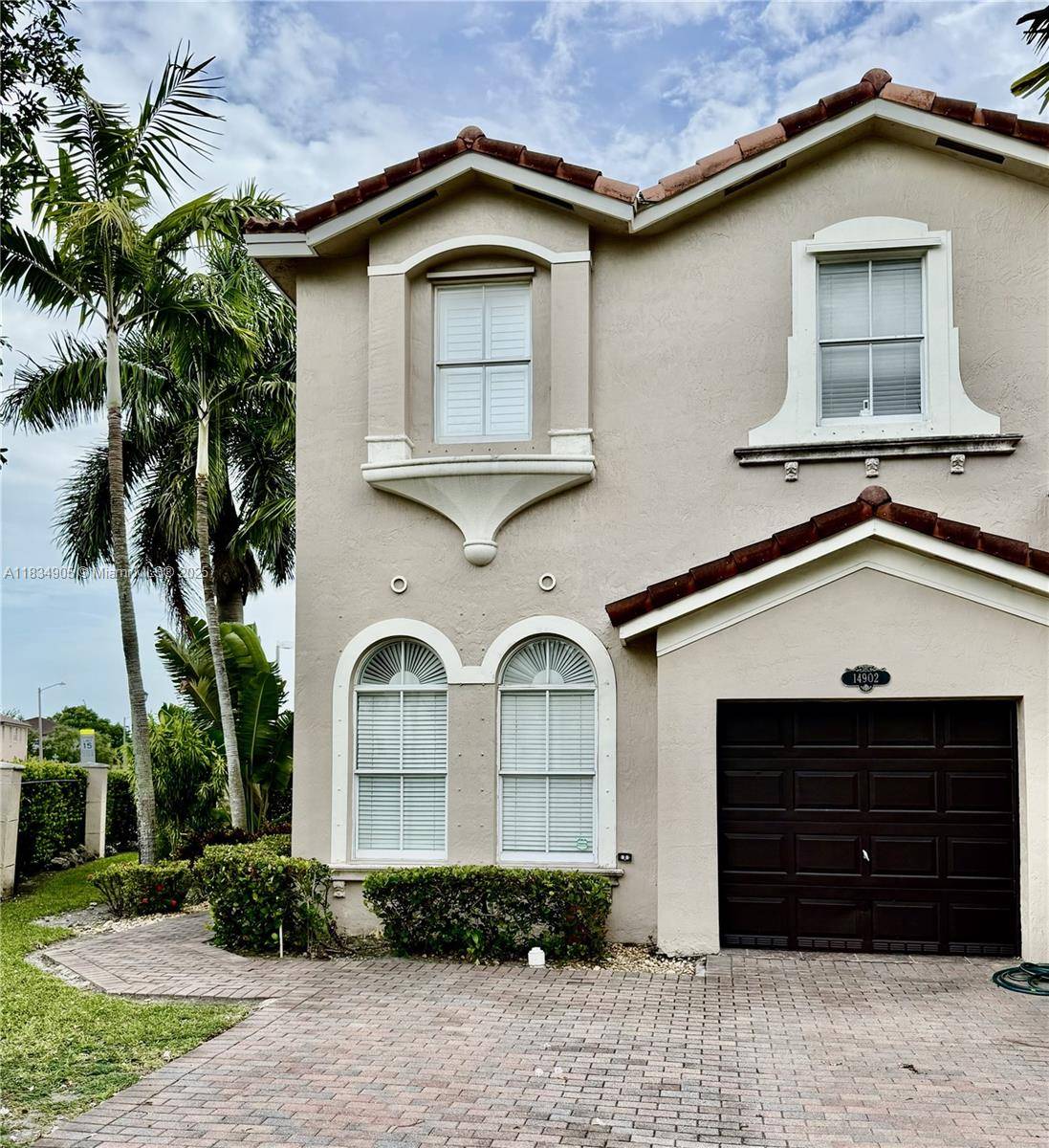 14902 SW 23rd Way, Miami, FL 33185