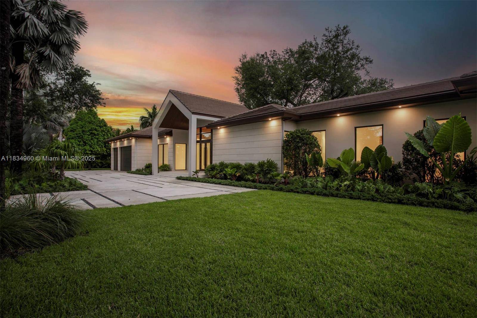 6445 SW 102nd Ave, Miami, FL 33173