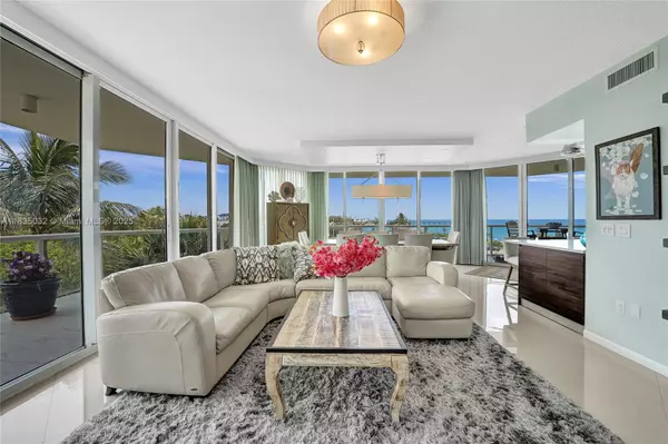 Hollywood, FL 33019,6051 N Ocean Dr #404