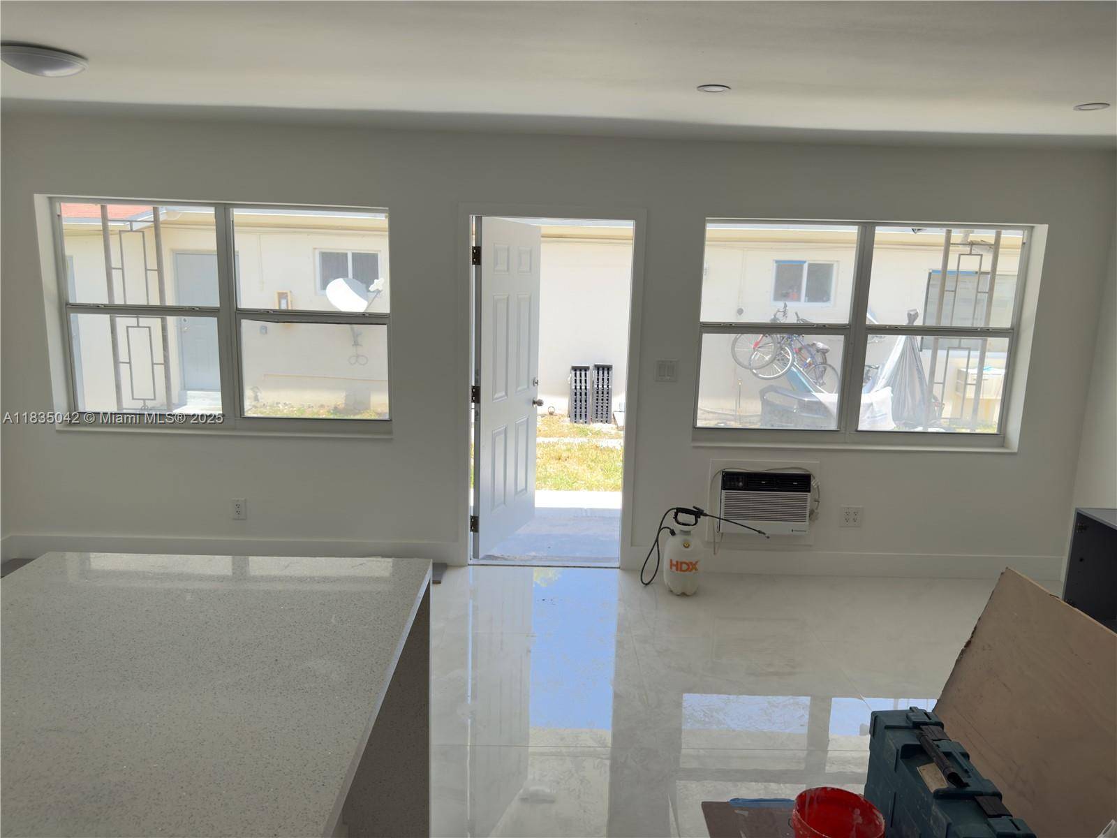 North Miami Beach, FL 33162,2191 NE 167th St #3