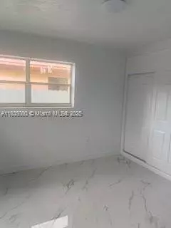 75 NE 172nd St, North Miami Beach, FL 33162