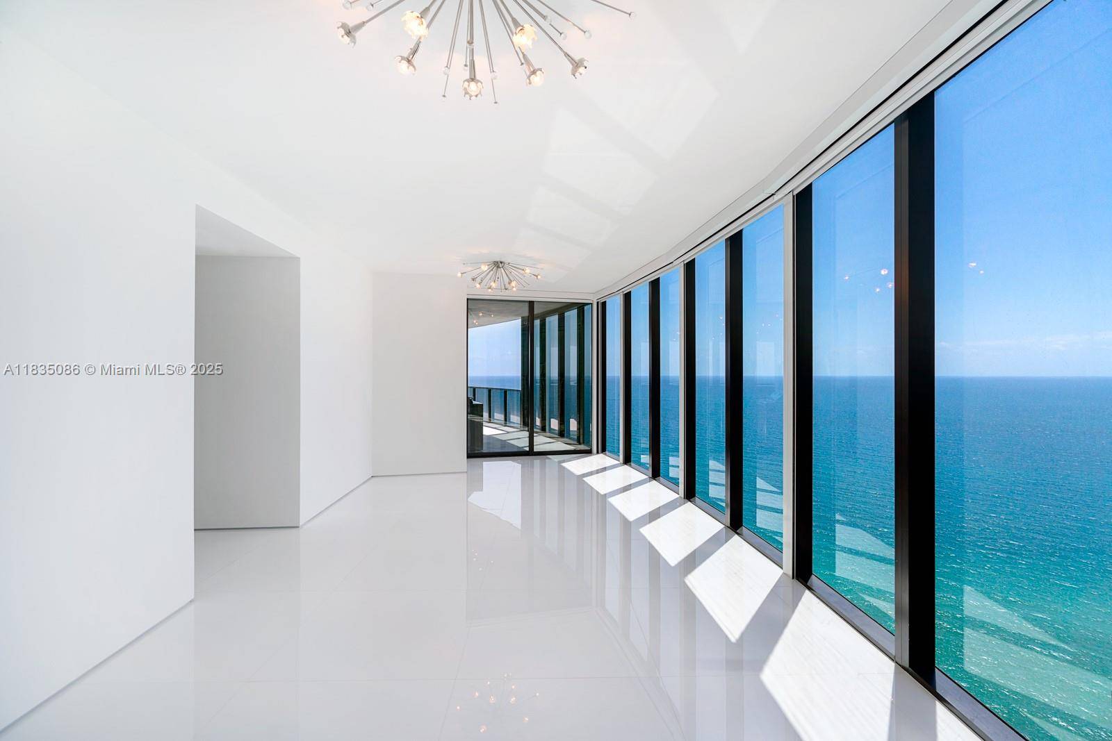 Sunny Isles Beach, FL 33160,18555 Collins Ave #2801