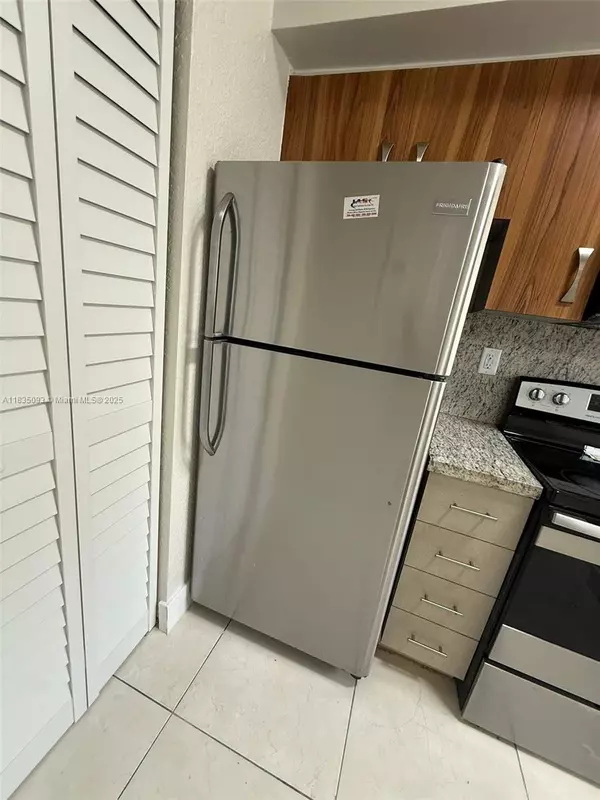 Miami, FL 33150,441 NW 83rd St #441