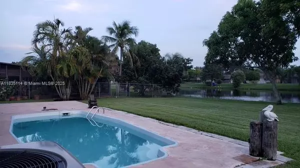 Davie, FL 33325,12600 SW 10th Ct