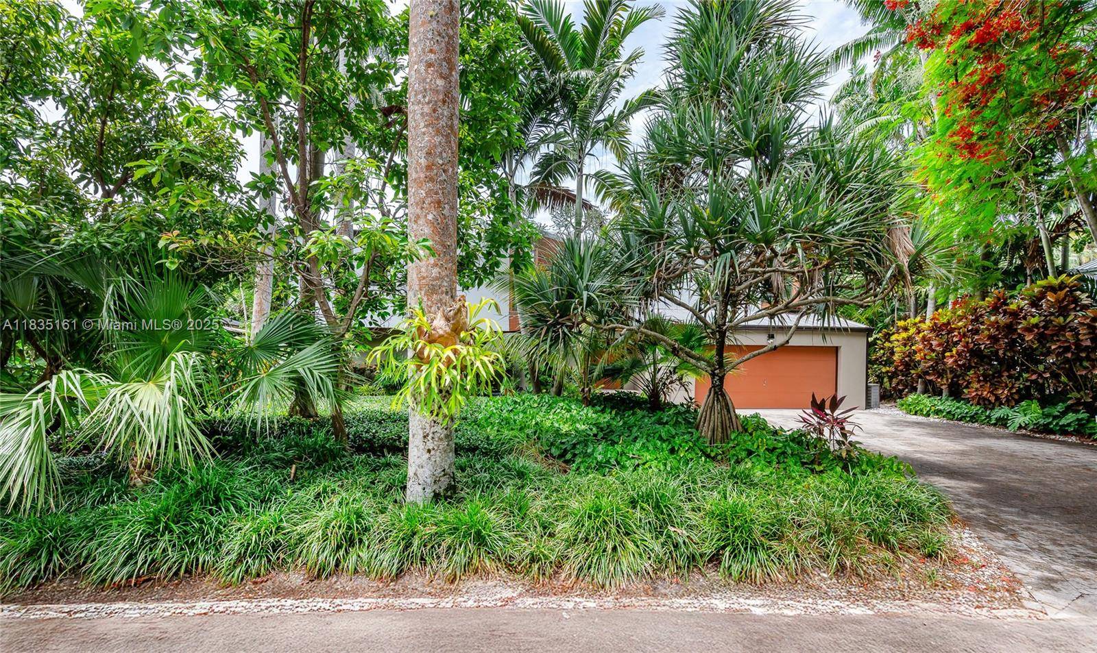 3400 Poinciana Ave, Miami, FL 33133