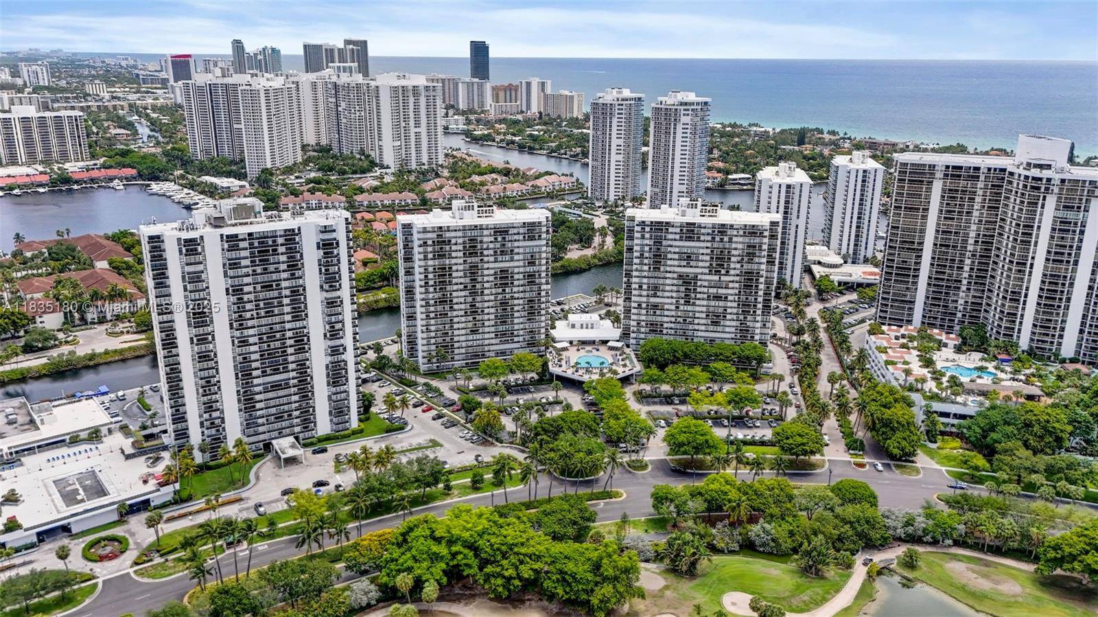3701 N Country Club Dr #606, Aventura, FL 33180