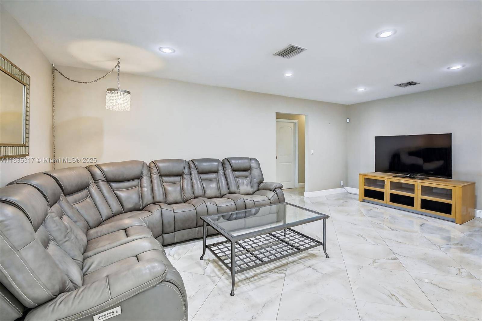 Davie, FL 33328,10801 SW 57th Pl