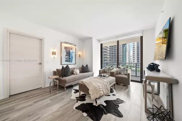 Miami, FL 33130,801 S Miami Ave #1210