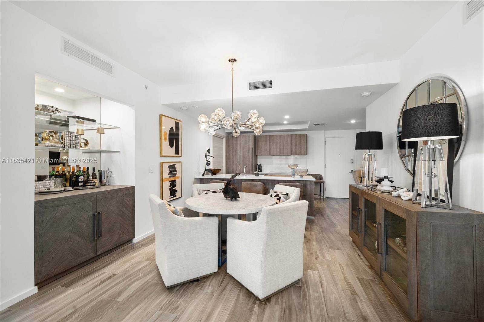 801 S Miami Ave #1210, Miami, FL 33130