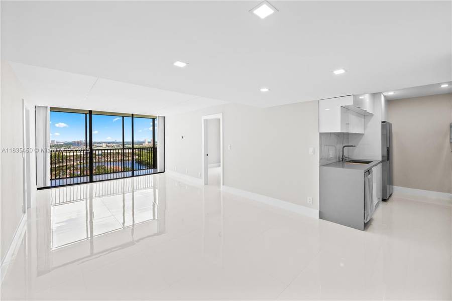 20379 W Country Club Dr #2632-, Aventura, FL 33180
