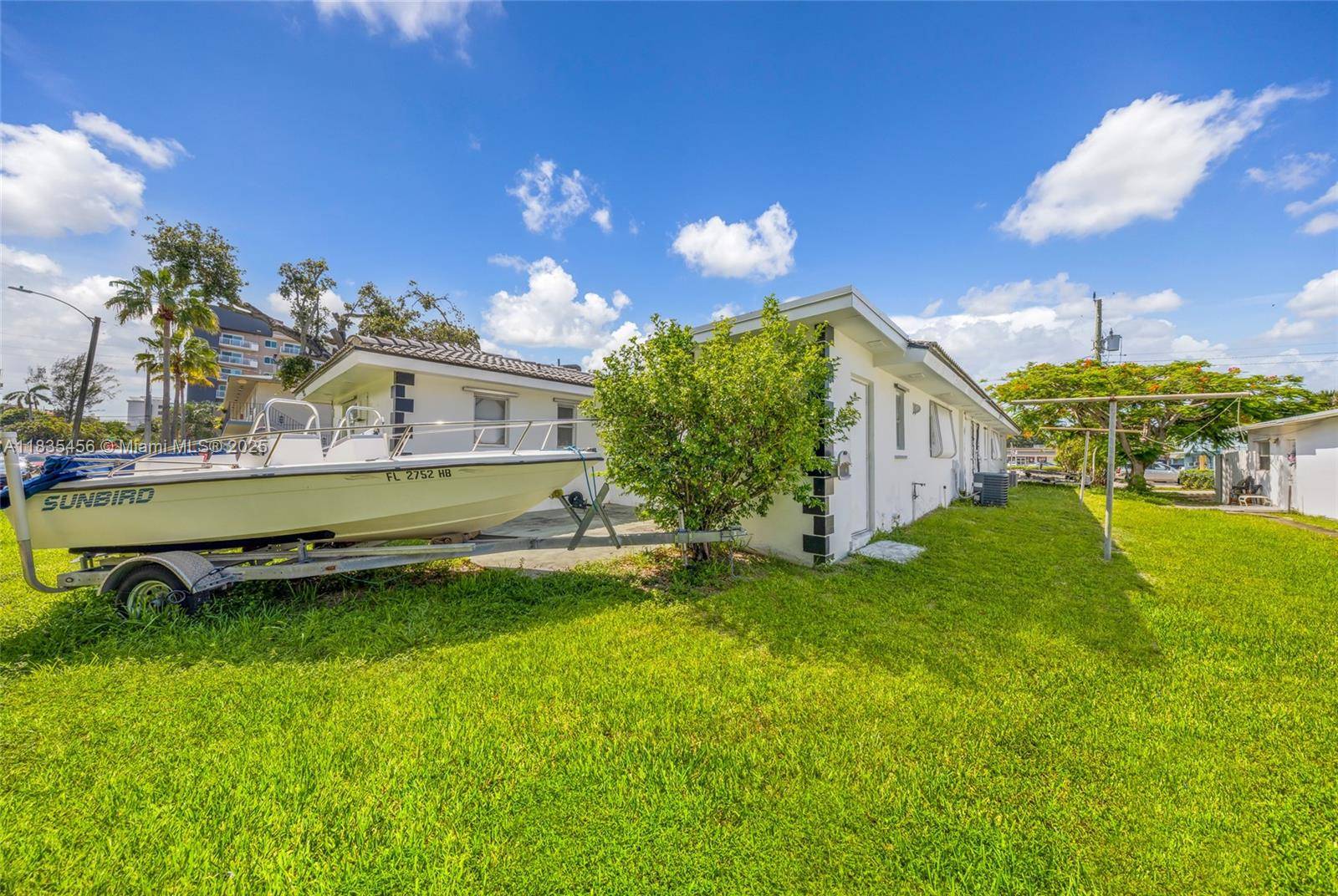 Dania Beach, FL 33004,213 SE Park St