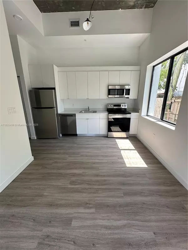 Miami, FL 33127,3422 NW 5th Ave #104