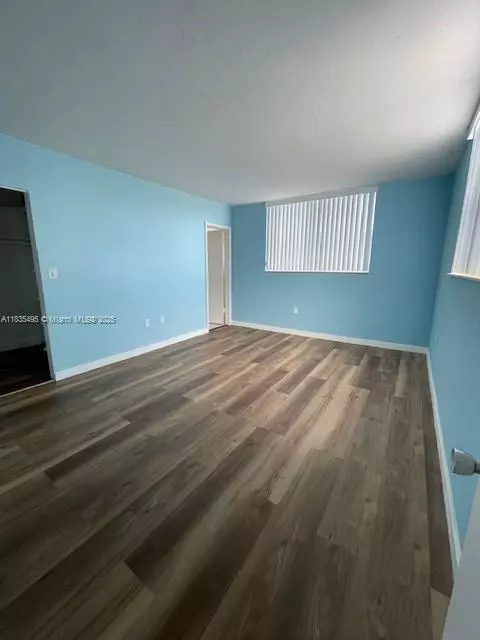 North Miami, FL 33161,1475 NE 125th Ter #614K