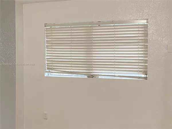 Miami, FL 33165,3901 SW 112th Ave #25