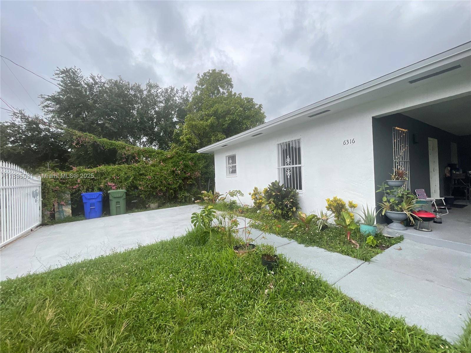 Miami, FL 33150,6316 NW 1st Ct