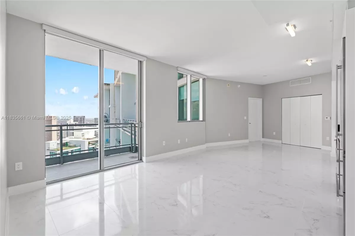 Miami, FL 33130,92 SW 3rd St #5206