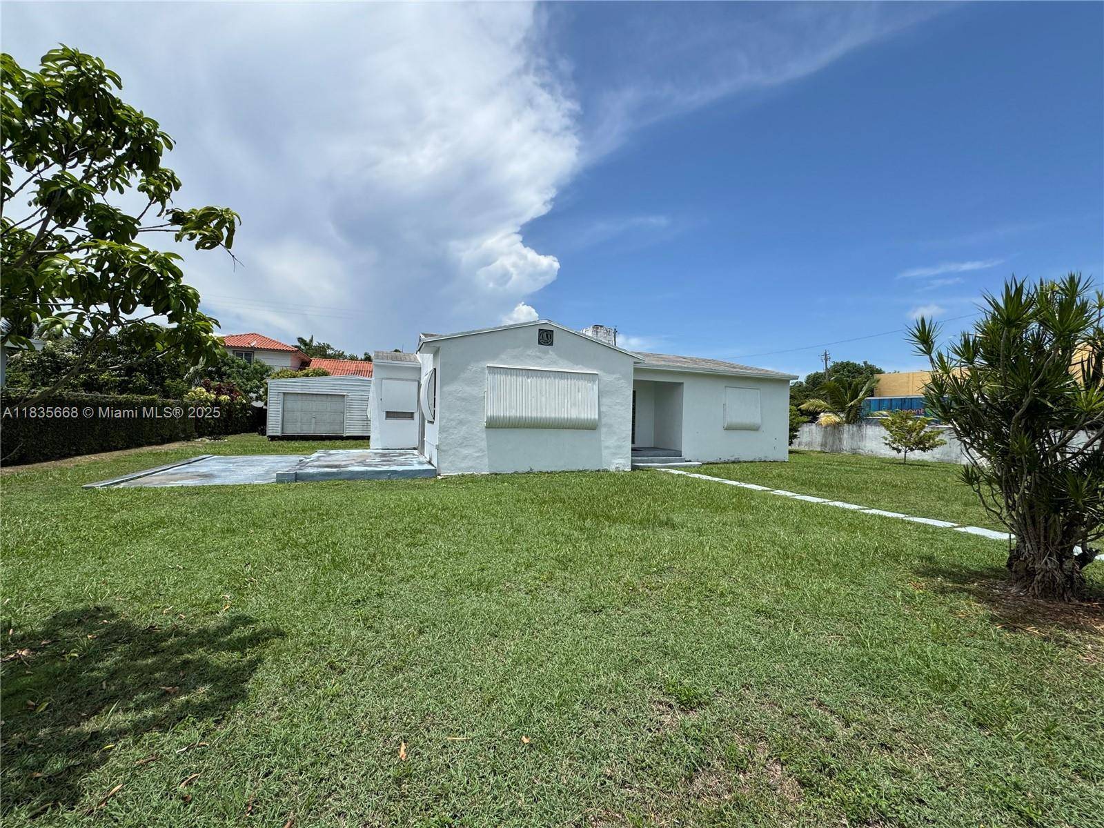Homestead, FL 33030,61 NW 14th St