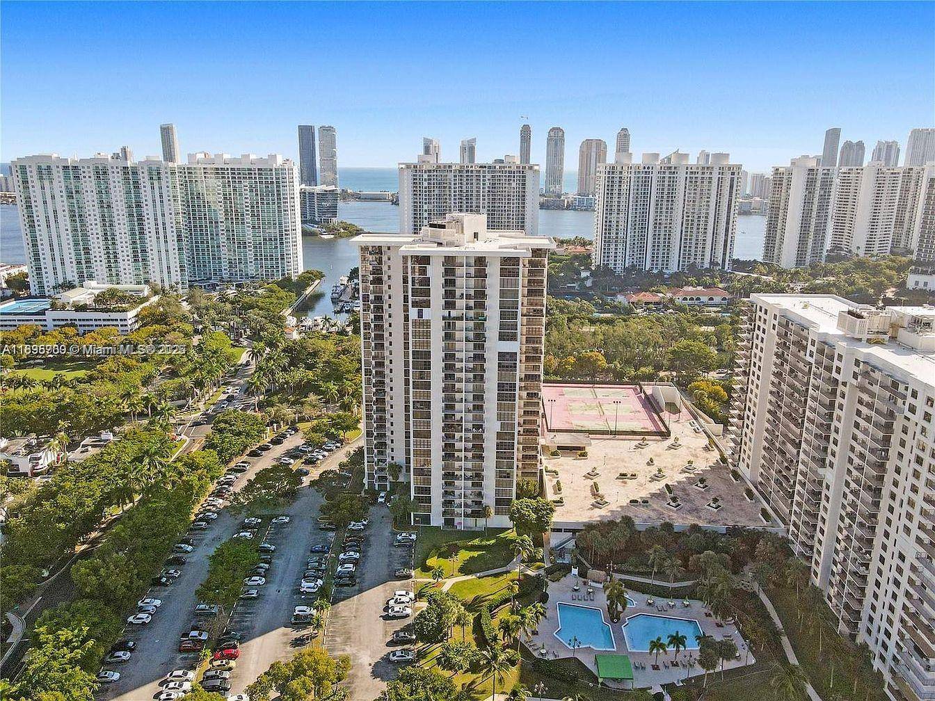 18181 NE 31st Ct #2204, Aventura, FL 33160