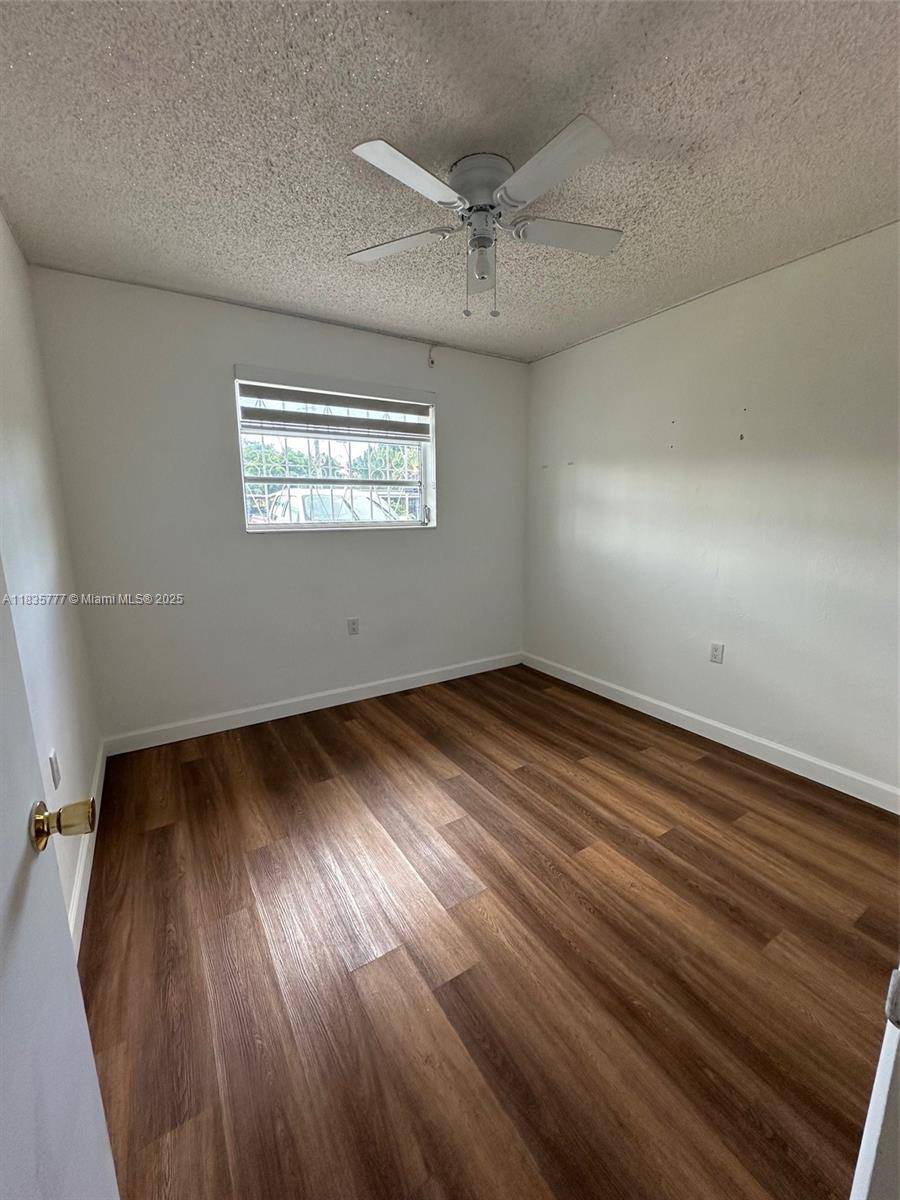 Miami, FL 33155,6547 SW 35th St