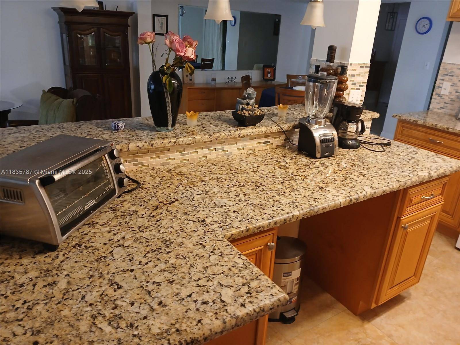 Lauderhill, FL 33319,3750 Inverrary Dr #1Z