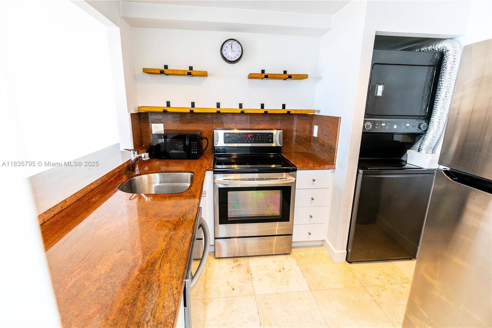 Miami, FL 33137,600 NE 36th St #812