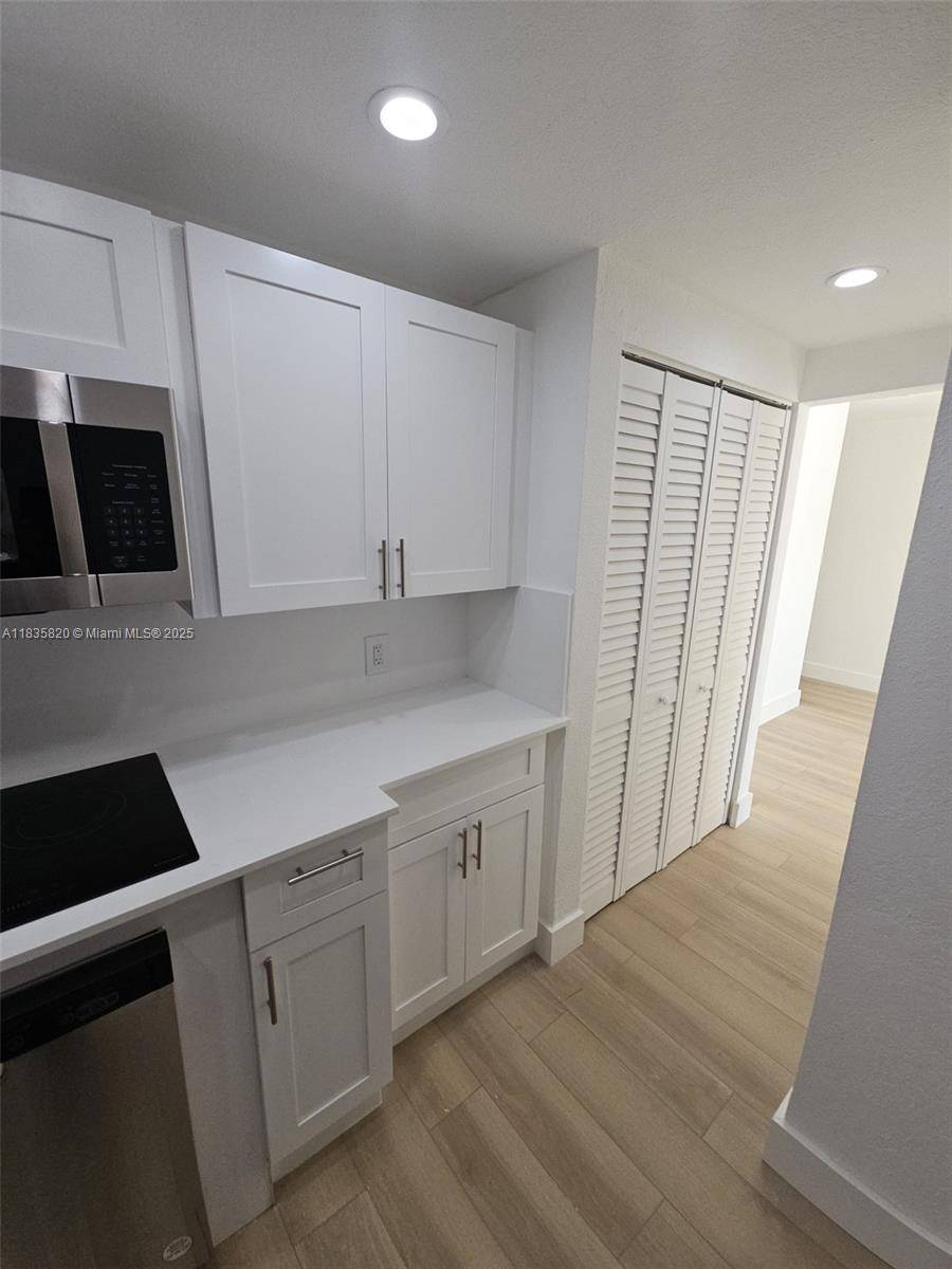 Miami Beach, FL 33141,8101 Crespi Blvd #203