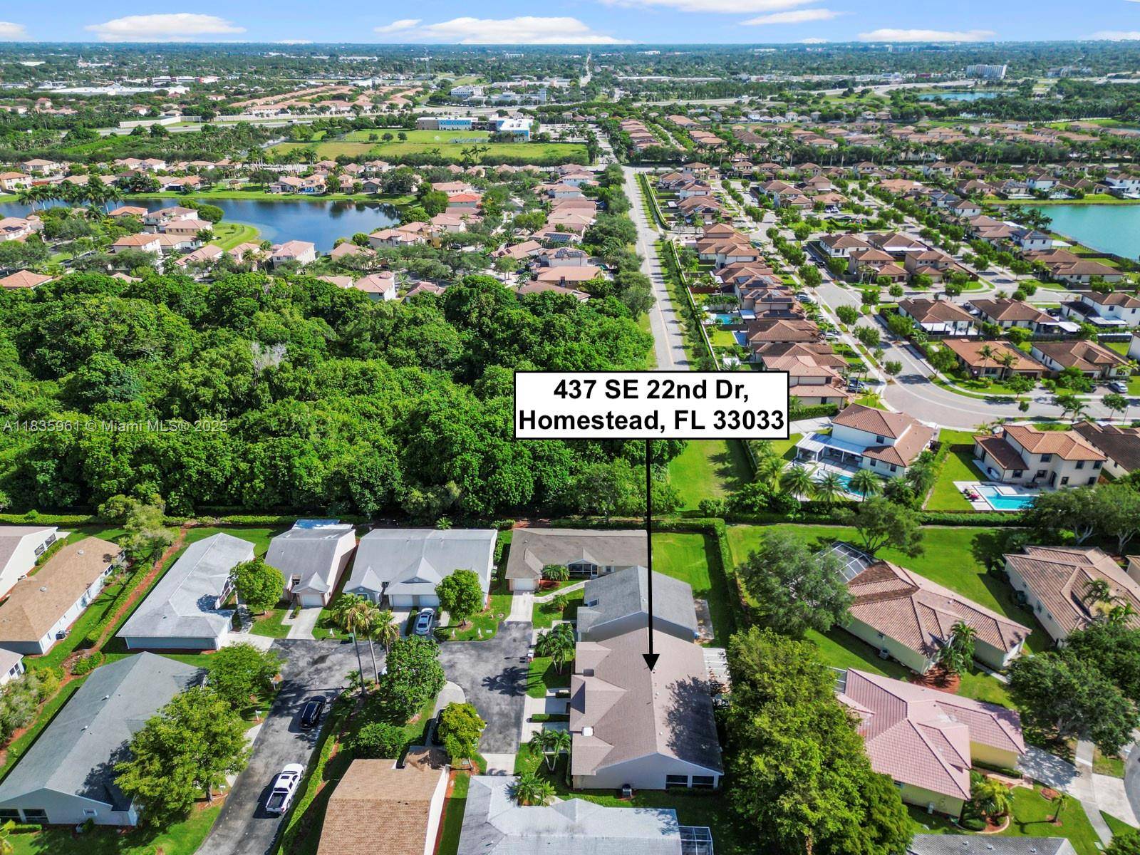 Homestead, FL 33033,437 SE 22nd Dr