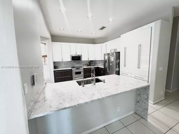 Hollywood, FL 33312,3474 SW 53rd Ct