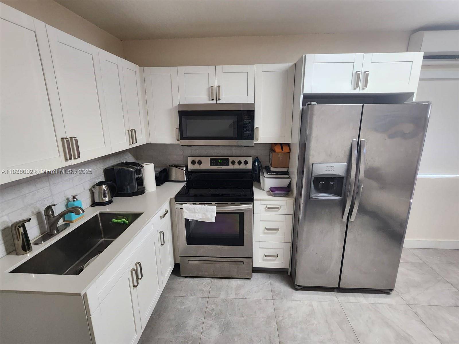 Dania Beach, FL 33312,2165 SW 47th St #2