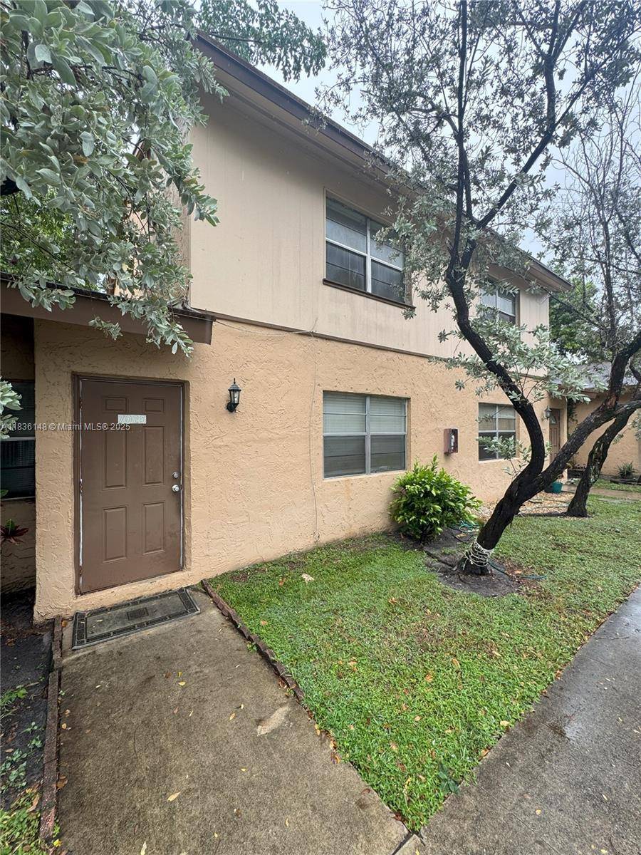 Plantation, FL 33313,Address not disclosed