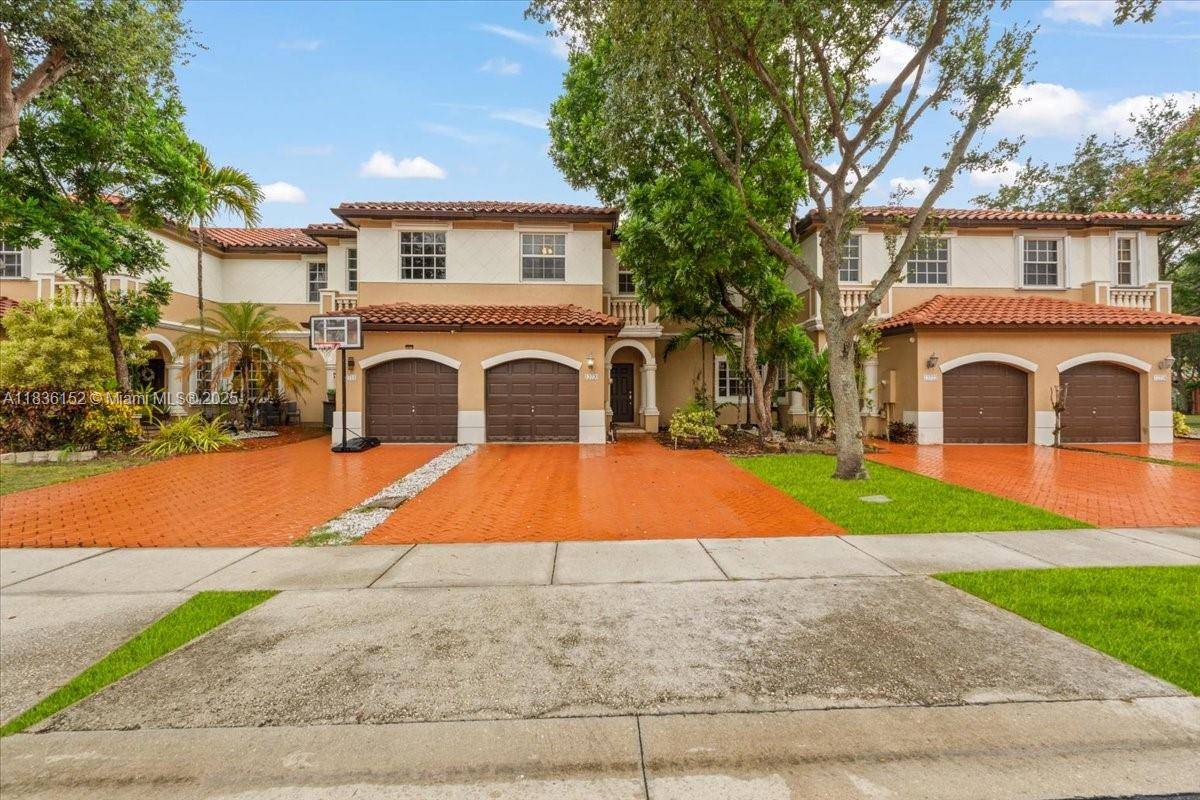 12720 SW 49th Ct, Miramar, FL 33027