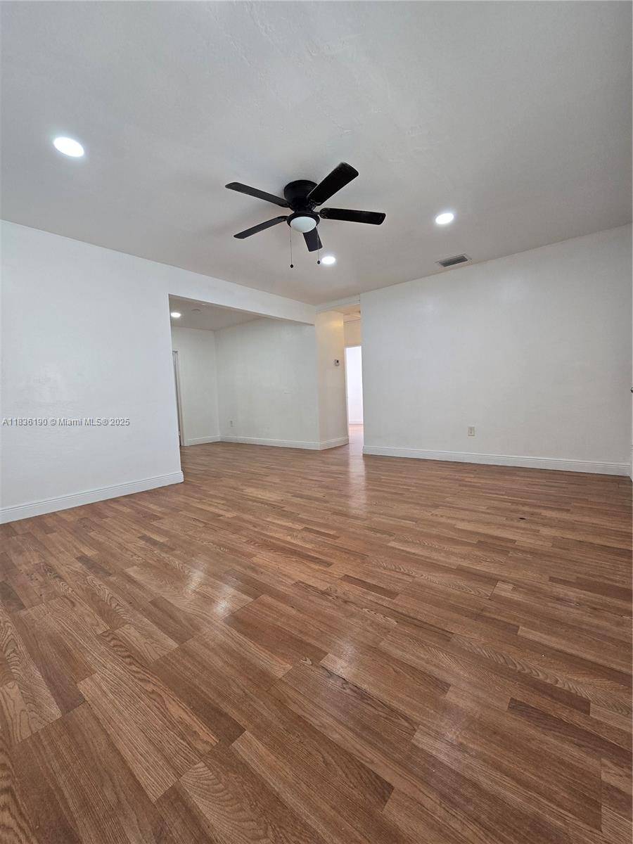 Miami, FL 33133,3417 SW 25th Ter #1