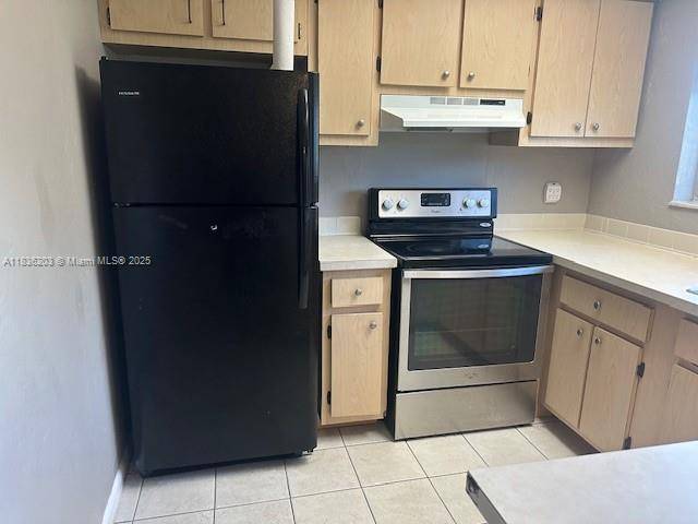 5252 Bosque Ln #9, West Palm Beach, FL 33415