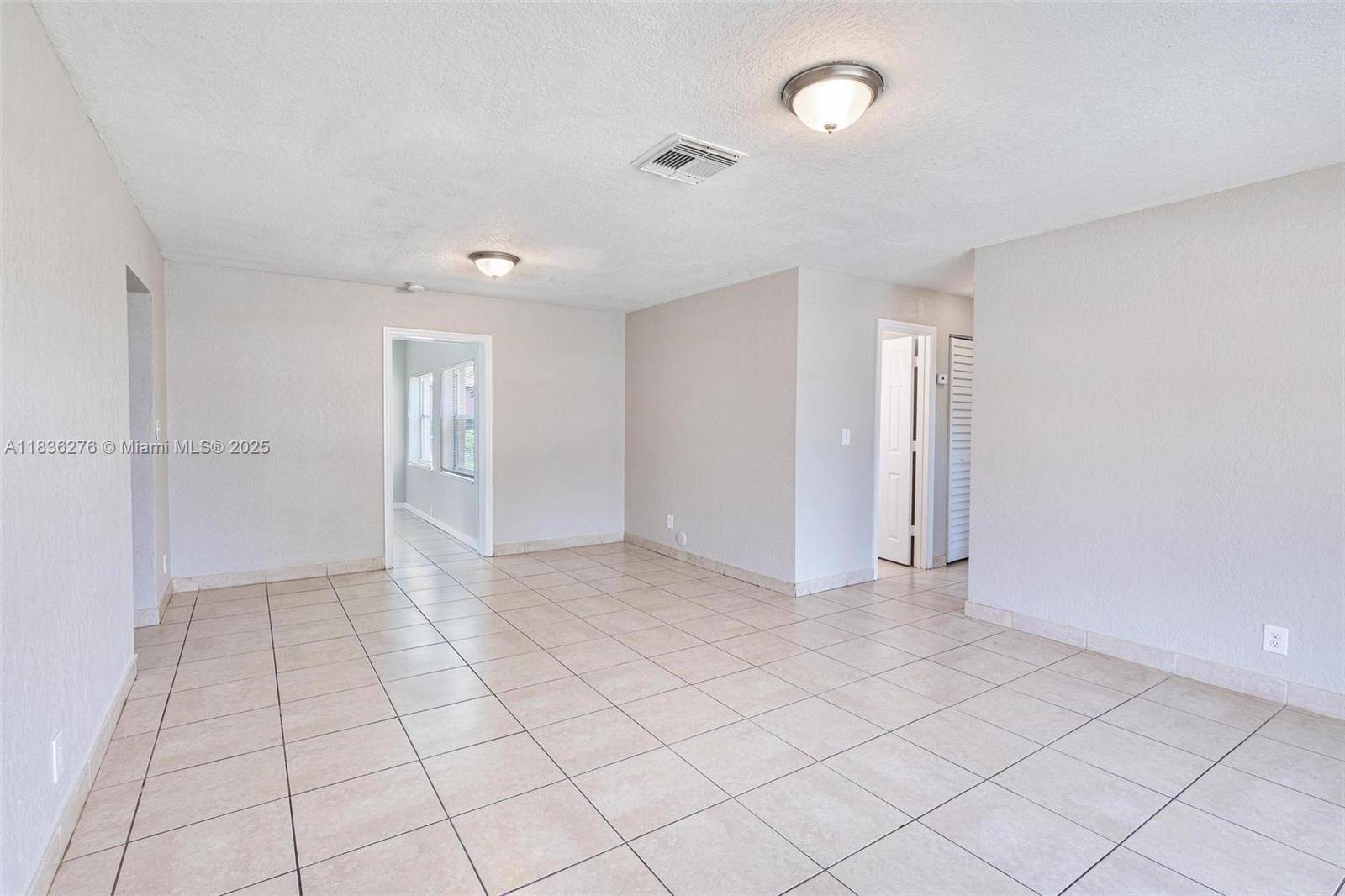 Lauderhill, FL 33313,2660 NW 43rd Ter