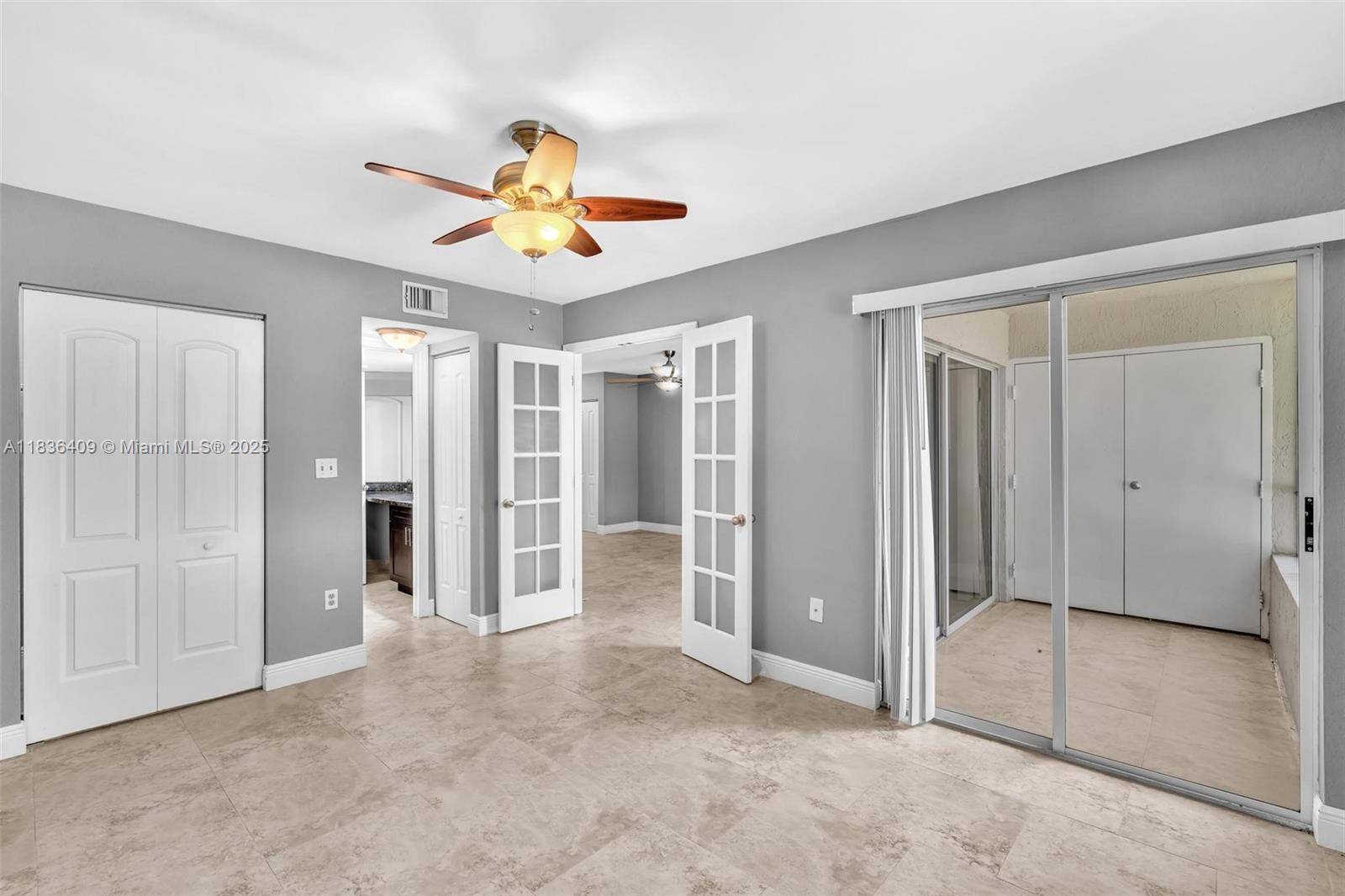 Oakland Park, FL 33309,2820 N Oakland Forest Dr #208