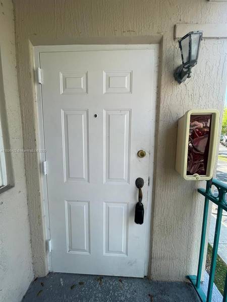 2921 SE 13th Rd #205-39, Homestead, FL 33035