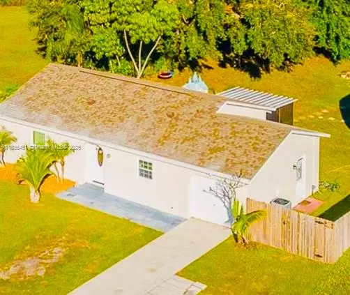Palm Bay, FL 32907,565 Justine Ave NW