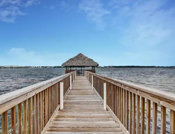 Hypoluxo, FL 33462,51 N lakeshore dr #51