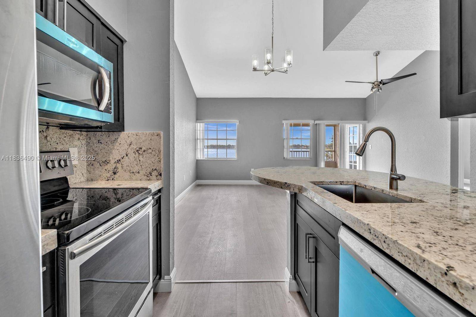 Oakland Park, FL 33309,2811 N Oakland Forest Dr #308