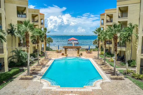 Sebring, FL 33870,2351 Lakeview Dr #316