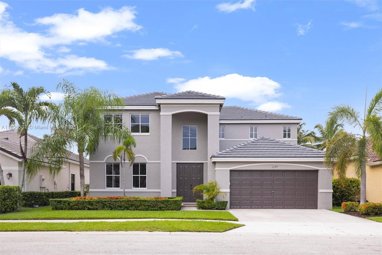 1249 Chenille Cir, Weston, FL 33327