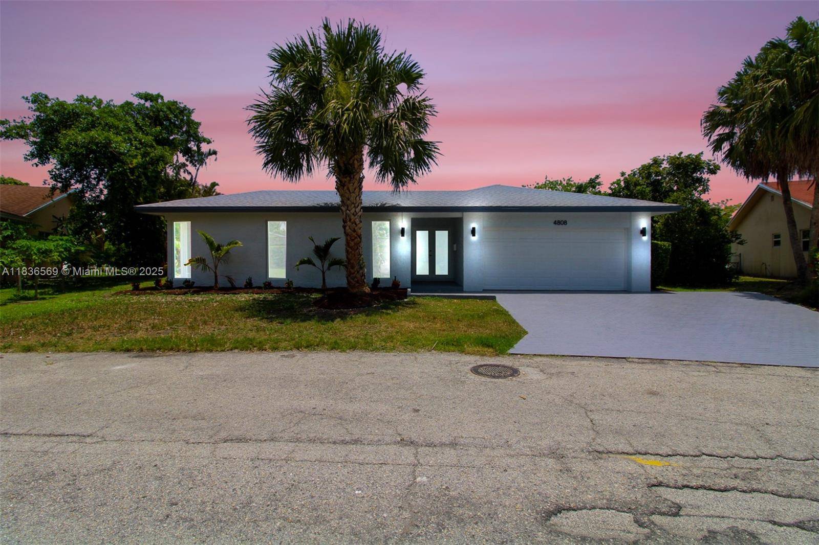 Tamarac, FL 33319,4808 Mango Dr